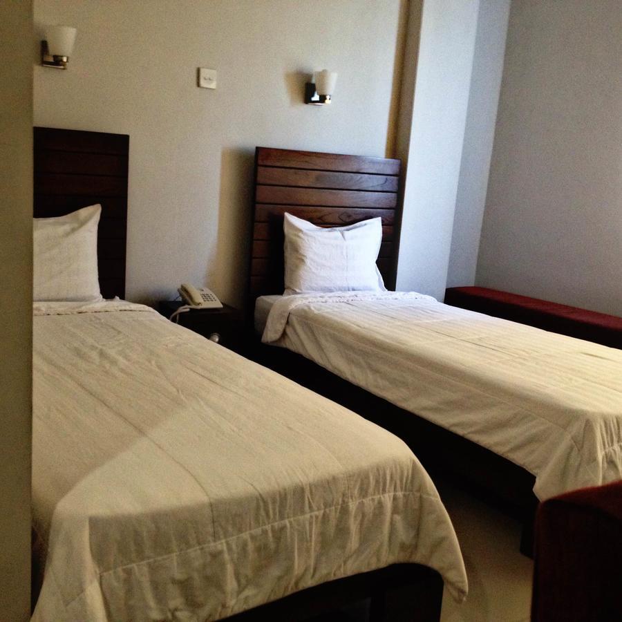 סוראבאיה Greensa Inn מראה חיצוני תמונה